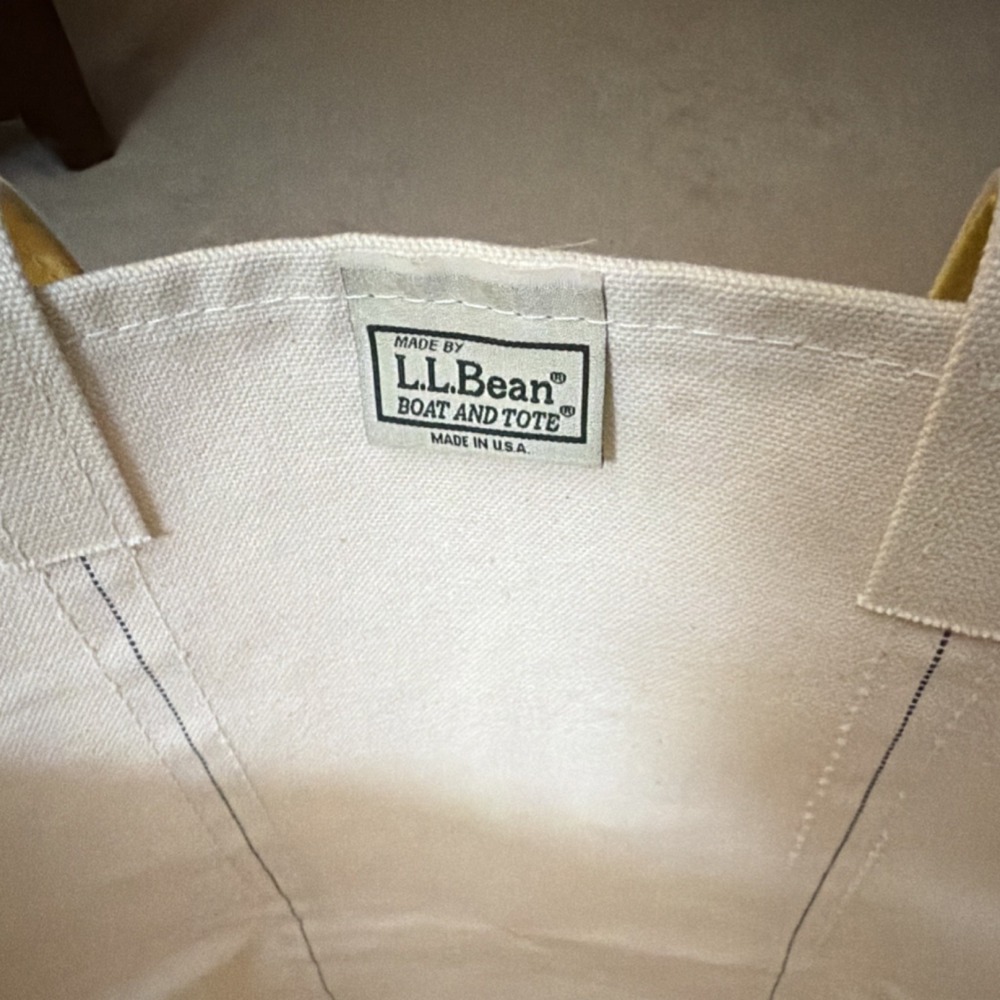 L.L.Bean White/Yellow Boat & Tote Bag Open Top Inner Pockets Double Handles